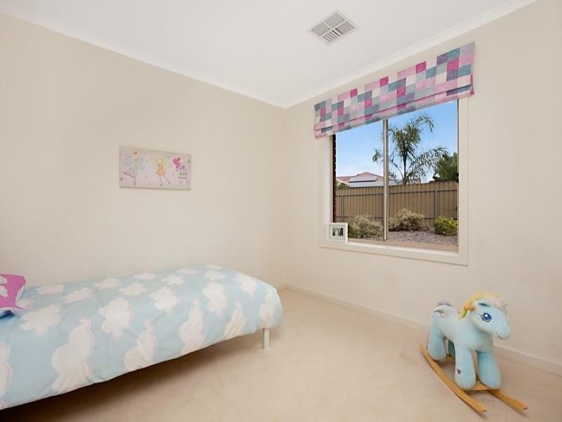 68 Leicester Gr, Andrews Farm SA 5114