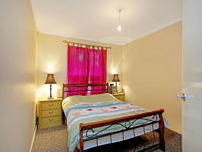 4 Piper  St, Parafield Gardens SA 5107