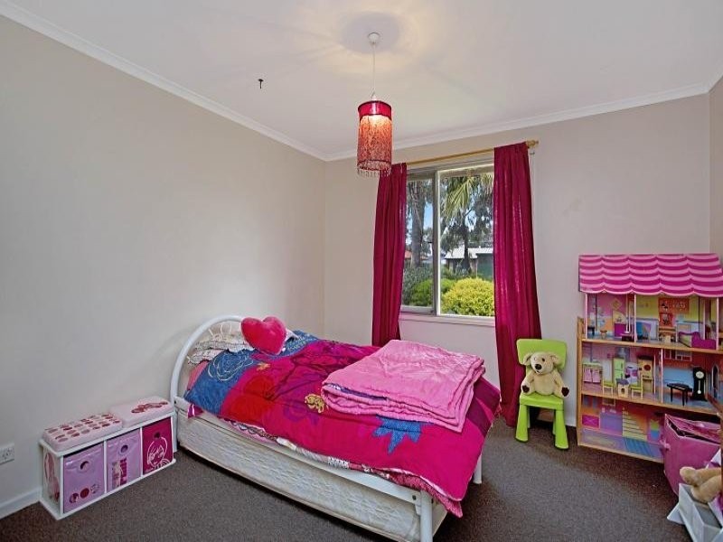 4 Piper  St, Parafield Gardens SA 5107