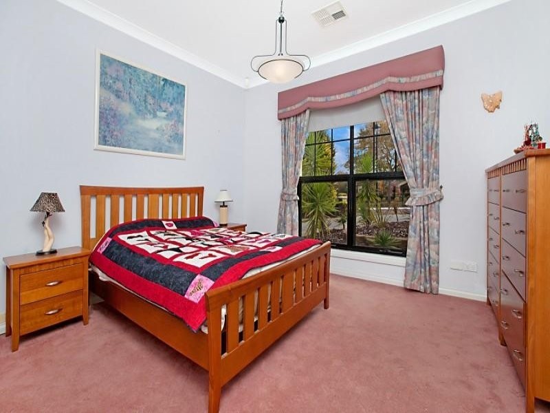 1 Highgate Pl, Golden Grove SA 5125