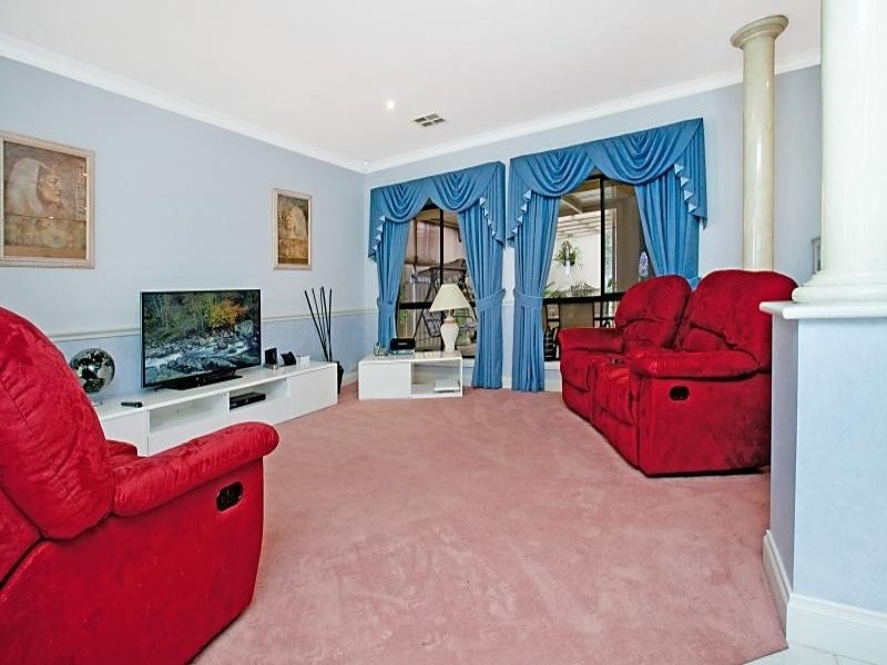 1 Highgate Pl, Golden Grove SA 5125