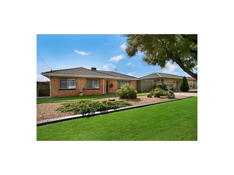40 Gloucester Avenue, Salisbury East SA 5109