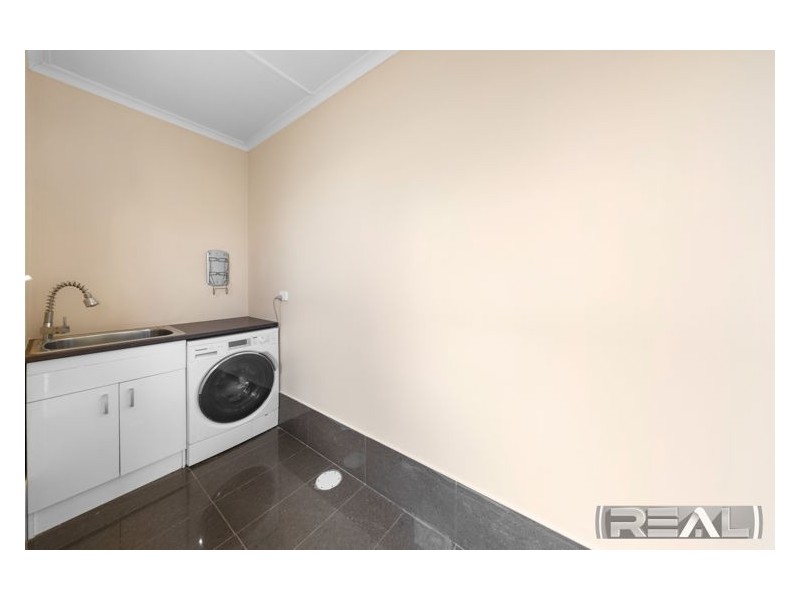 18 Coach Street, Salisbury East SA 5109