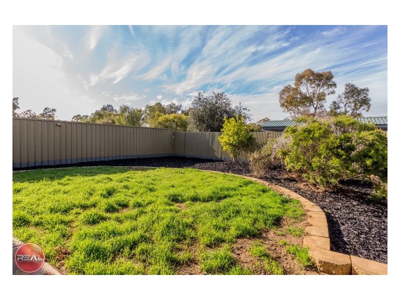 8 Orinoco Street, Paralowie SA 5108