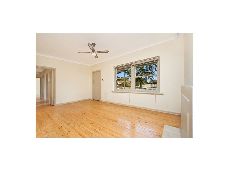 27 Portland Road, Elizabeth East SA 5112