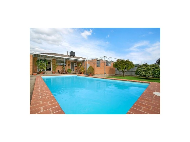 40 Gloucester Avenue, Salisbury East SA 5109