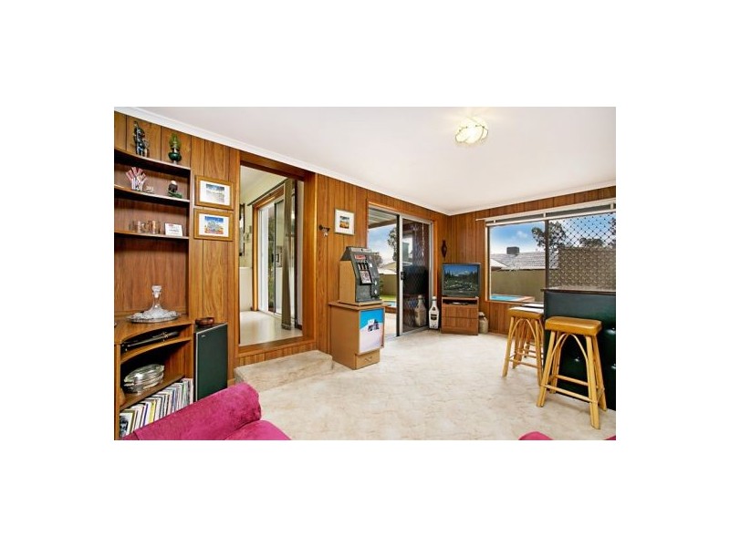 40 Gloucester Avenue, Salisbury East SA 5109