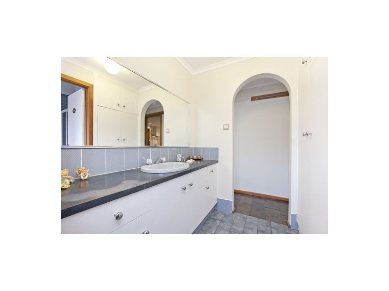 3 Border Court, Paralowie SA 5108