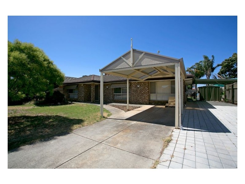32 Burdett Drive, Paralowie SA 5108