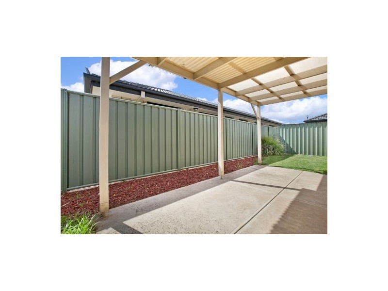 8 Orange Parade, Munno Para West SA 5115