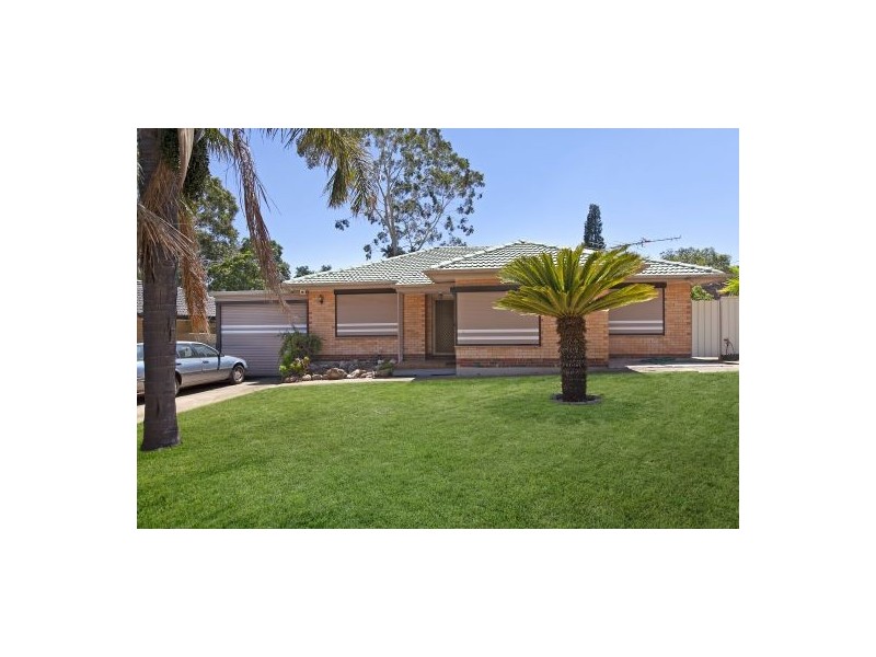 36 Topaz Crescent, Salisbury East SA 5109