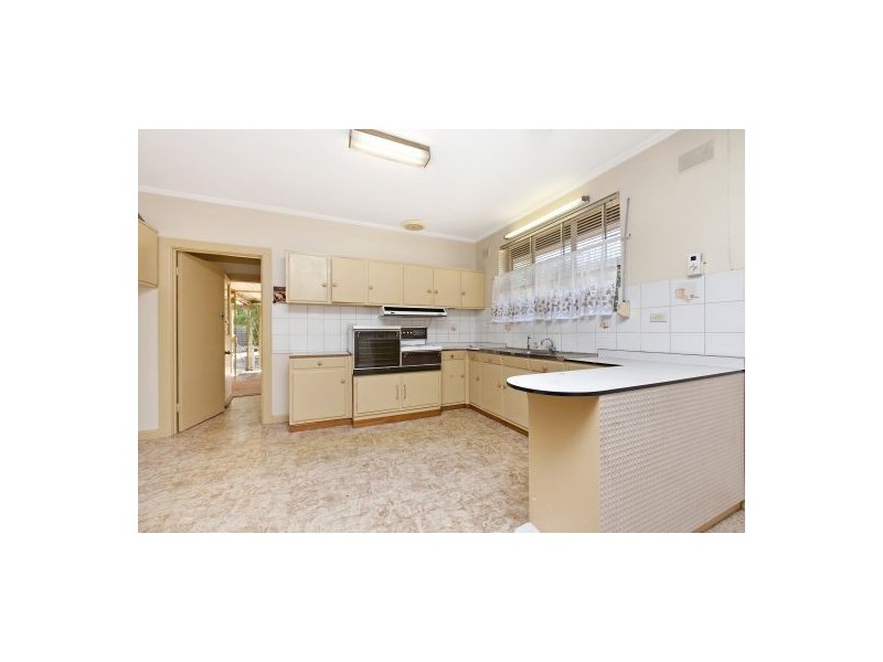 36 Topaz Crescent, Salisbury East SA 5109
