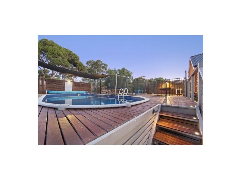 12 Gully Drive, Gulfview Heights SA 5096