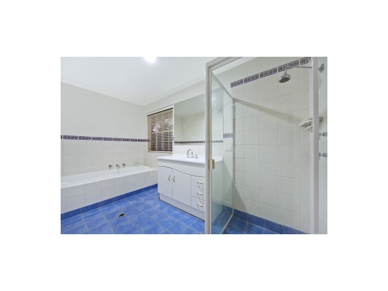 12 Gully Drive, Gulfview Heights SA 5096