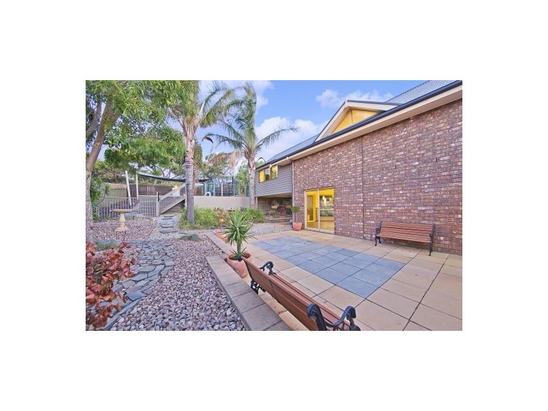 12 Gully Drive, Gulfview Heights SA 5096