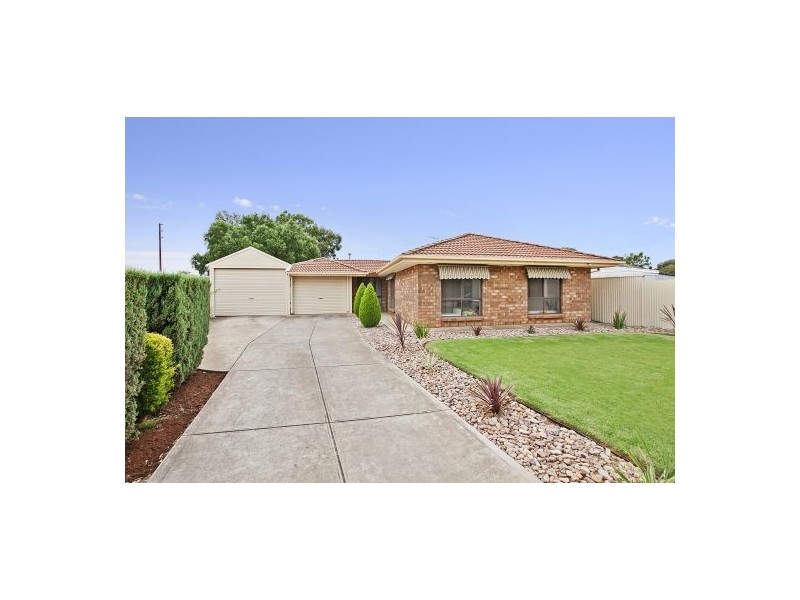 13 Denbar Grove, Andrews Farm SA 5114
