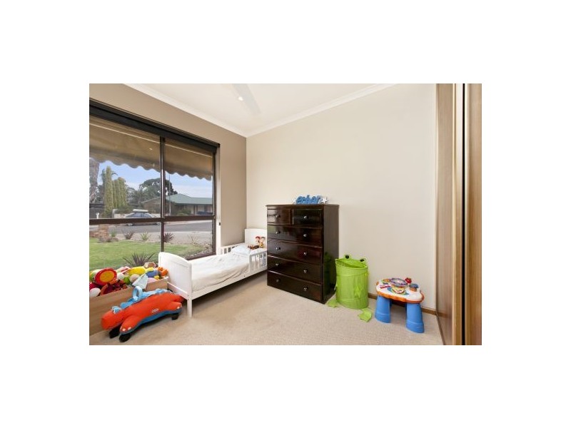 13 Denbar Grove, Andrews Farm SA 5114