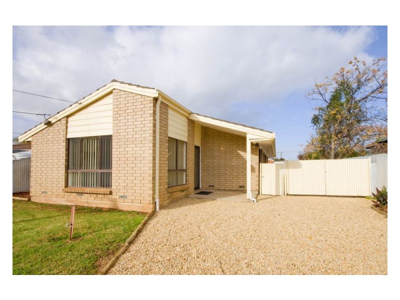 7 Rose Street, Smithfield SA 5114