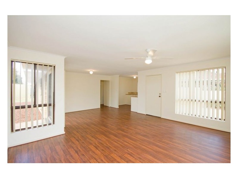 7 Rose Street, Smithfield SA 5114