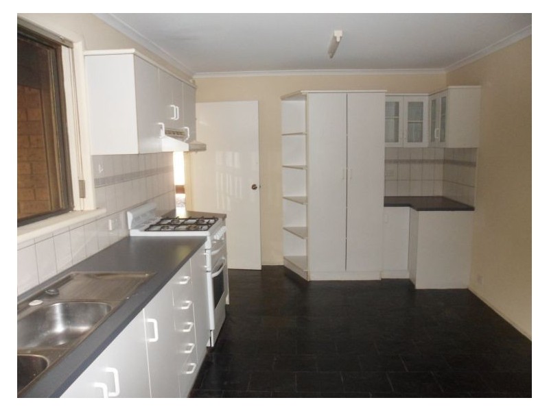 26 Damian Drive, Salisbury Heights SA 5109