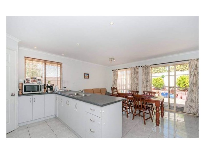 28 Kingate Boulevard, Blakeview SA 5114