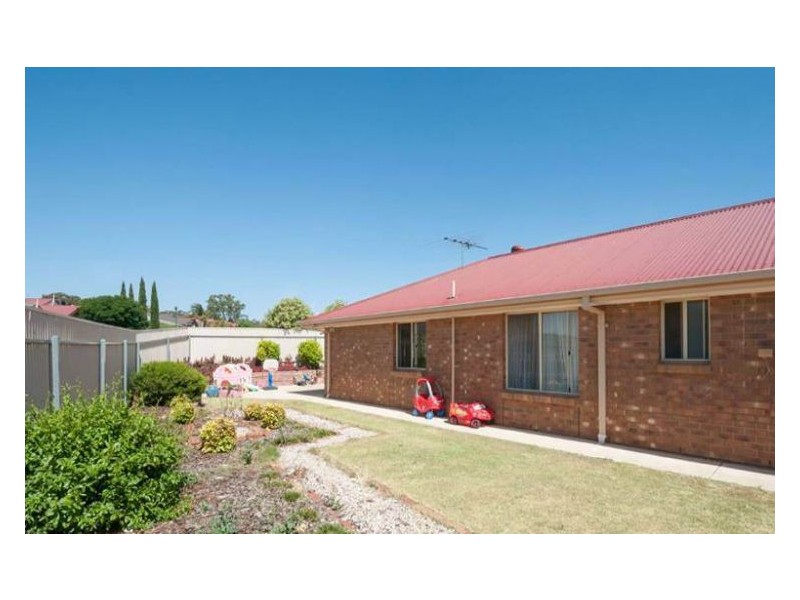 28 Kingate Boulevard, Blakeview SA 5114