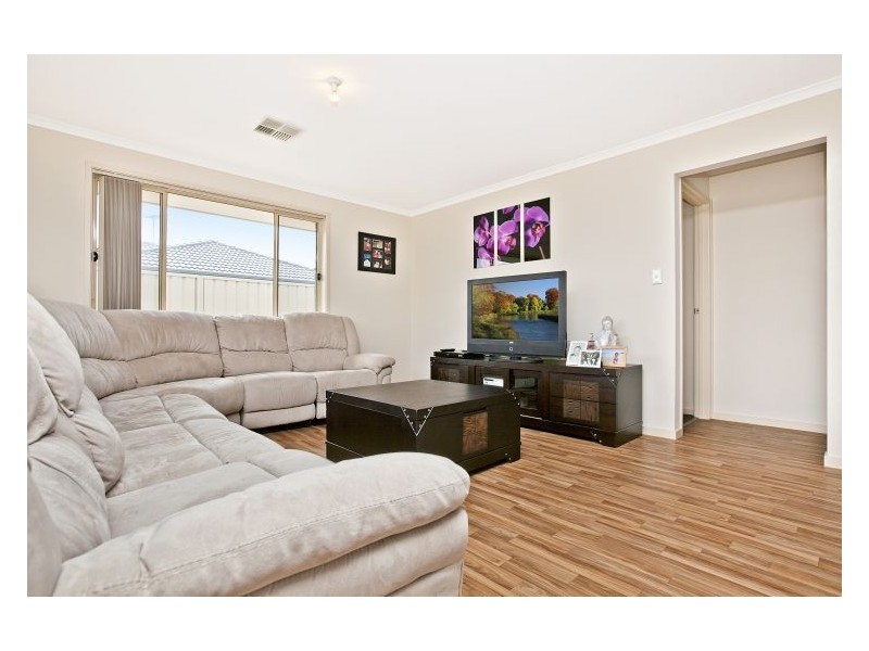 21 Tasos Drive, Munno Para West SA 5115