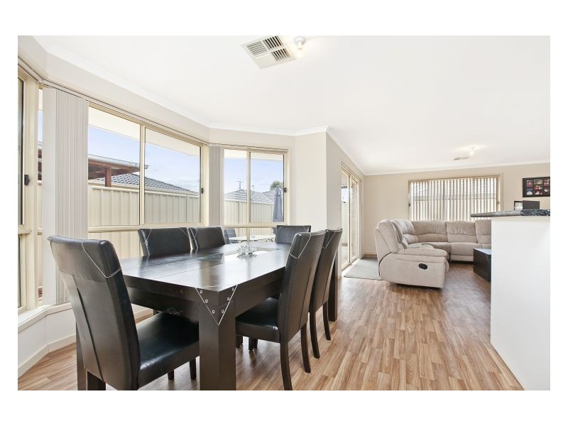 21 Tasos Drive, Munno Para West SA 5115