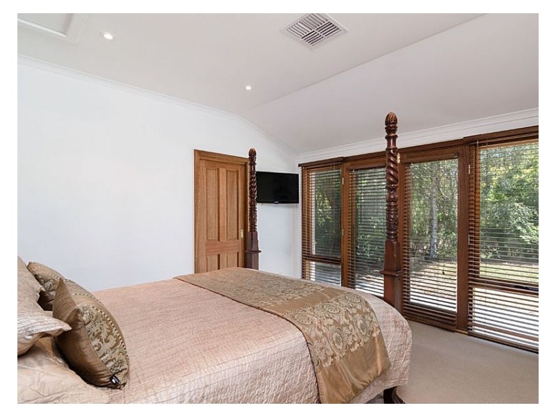 26 Cummins Drive, Summertown SA 5141