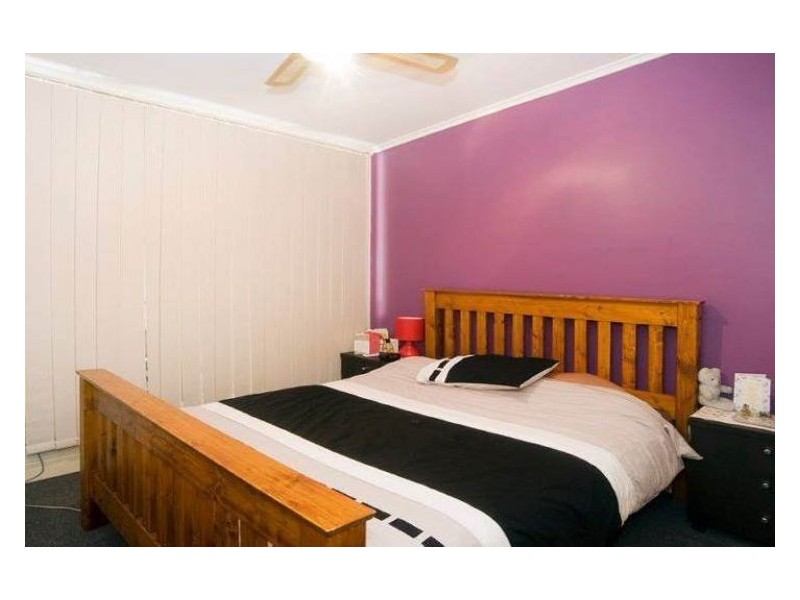 11 Kings Road, Salisbury Downs SA 5108