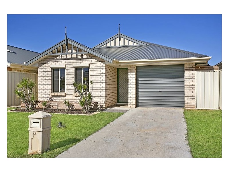72 Strathaird Boulevard, Smithfield SA 5114