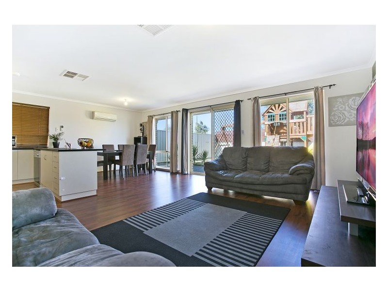 72 Strathaird Boulevard, Smithfield SA 5114