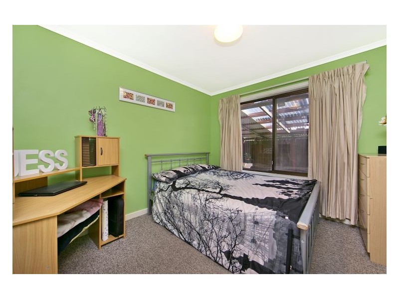 5 Weir Road, Para Hills SA 5096