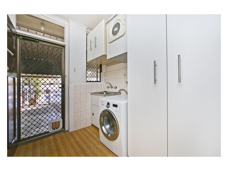 5 Weir Road, Para Hills SA 5096