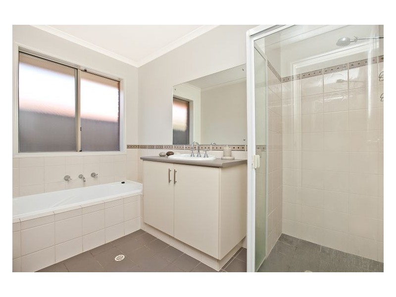 18 Martindale Drive, Parafield Gardens SA 5107