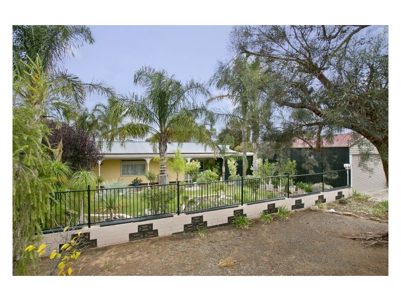 13 Malcolm Street, Hamley Bridge SA 5401