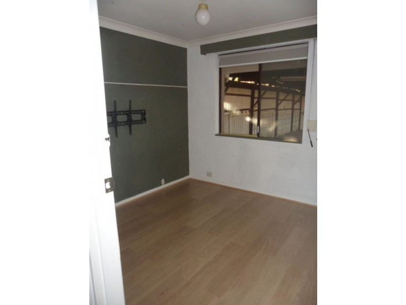 10 Newcombe Drive, Gilles Plains SA 5086