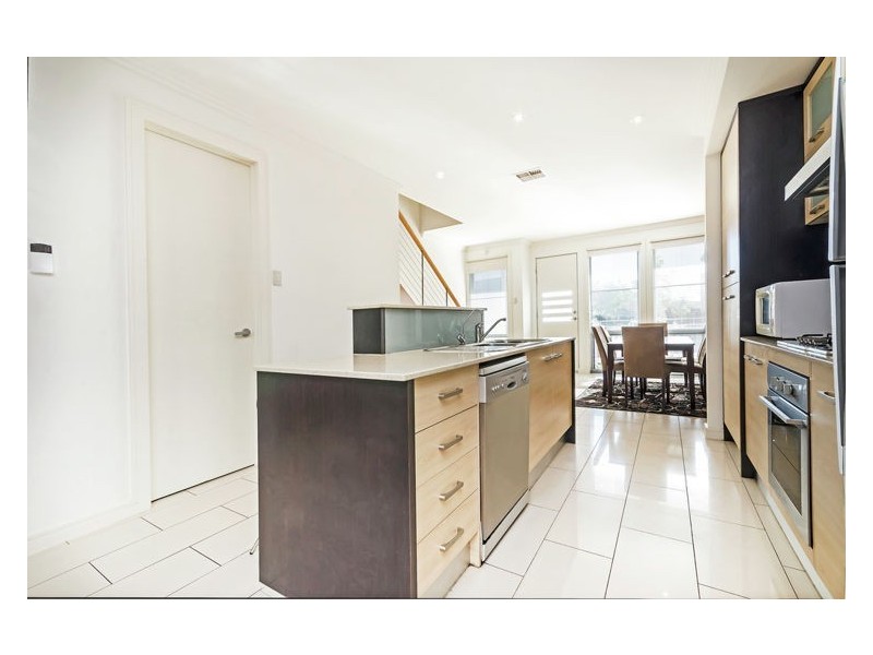 104 Isla Circuit, Mawson Lakes SA 5095