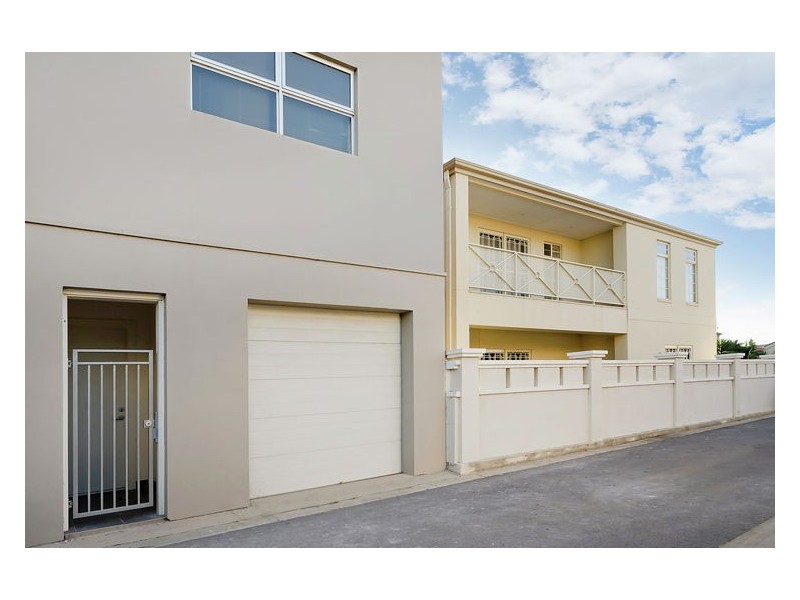 104 Isla Circuit, Mawson Lakes SA 5095