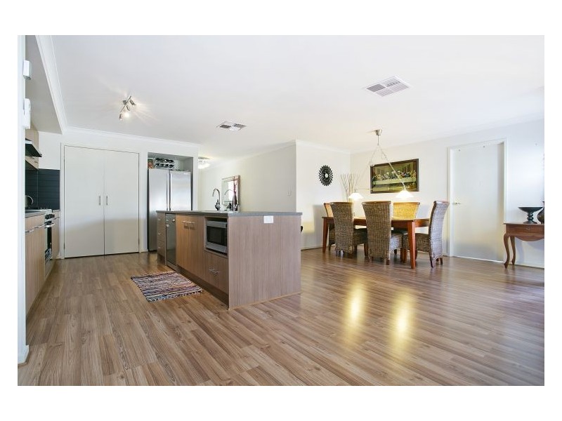 43 Janine Drive, Burton SA 5110