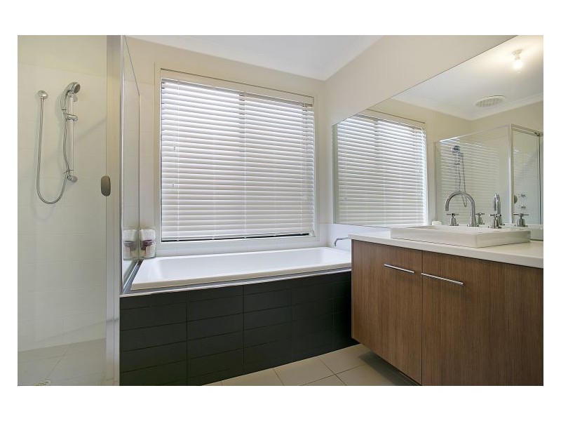 43 Janine Drive, Burton SA 5110