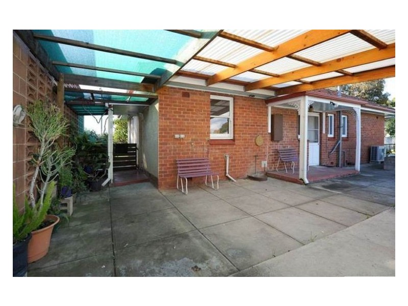 30 Tiparra Avenue, Park Holme SA 5043