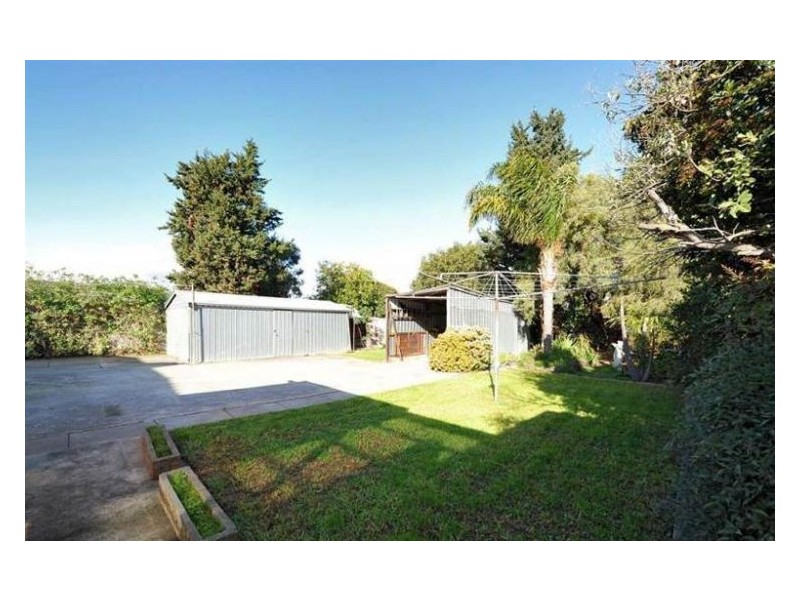 30 Tiparra Avenue, Park Holme SA 5043