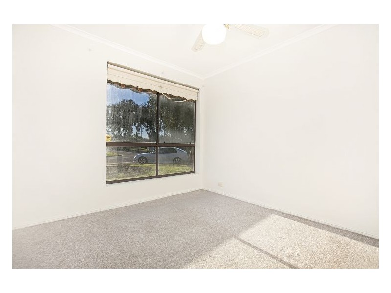 20 Nicholls Crescent, Burton SA 5110
