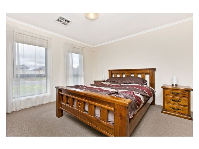 5 Barbaro Street, Munno Para West SA 5115