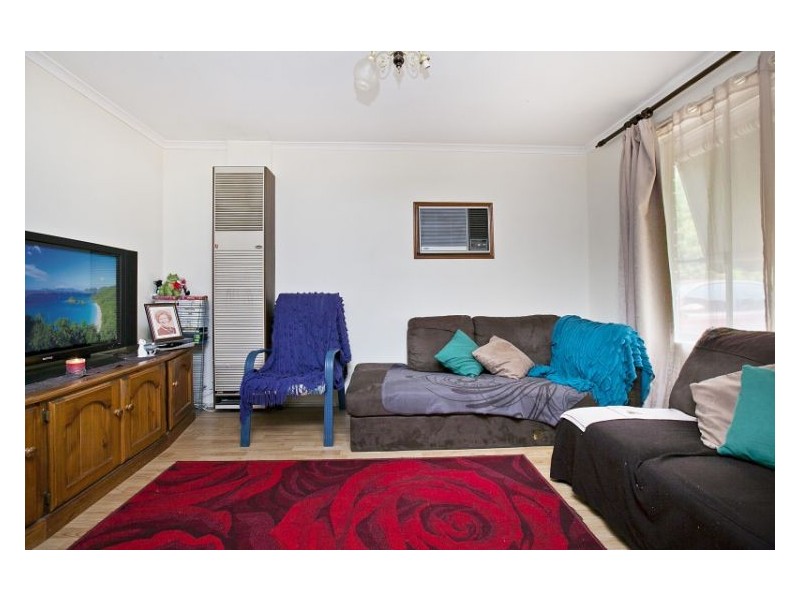 12 Maguire Crescent, Burton SA 5110