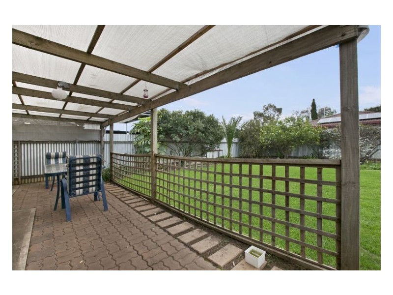 12 Maguire Crescent, Burton SA 5110