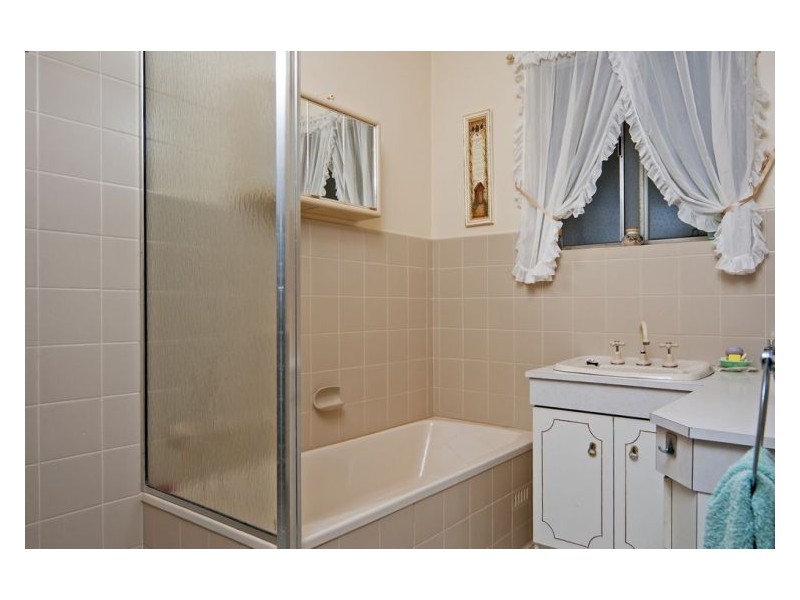 26 Delange Avenue, Banksia Park SA 5091