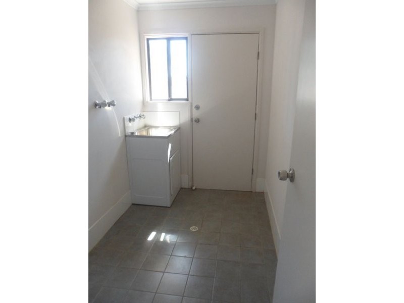 11 Tasos Drive, Munno Para West SA 5115