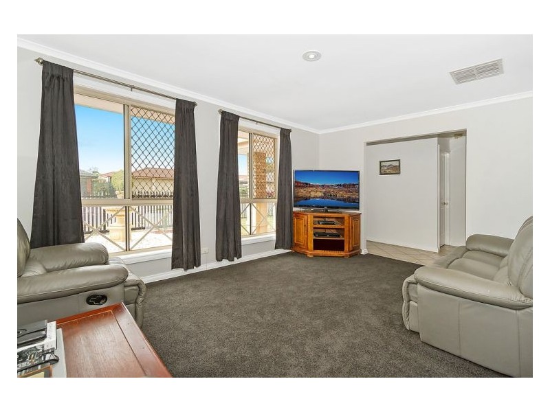 8 Willowbrook Boulevard, Paralowie SA 5108